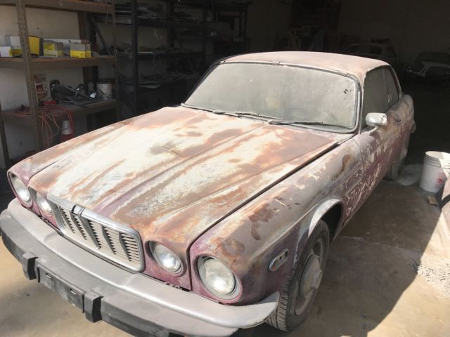 1975 Jaguar XJ Leather - photo 9