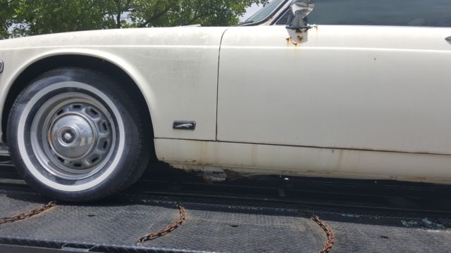 1976 Jaguar XJ6 - photo 2