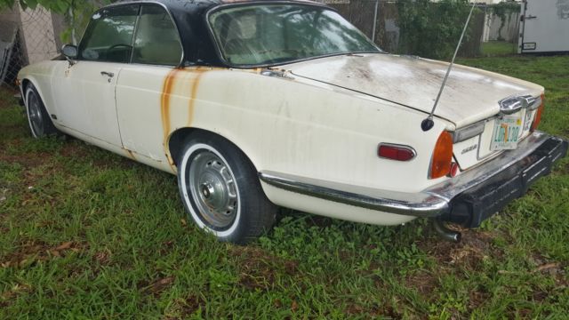 1976 Jaguar XJ6 - photo 5