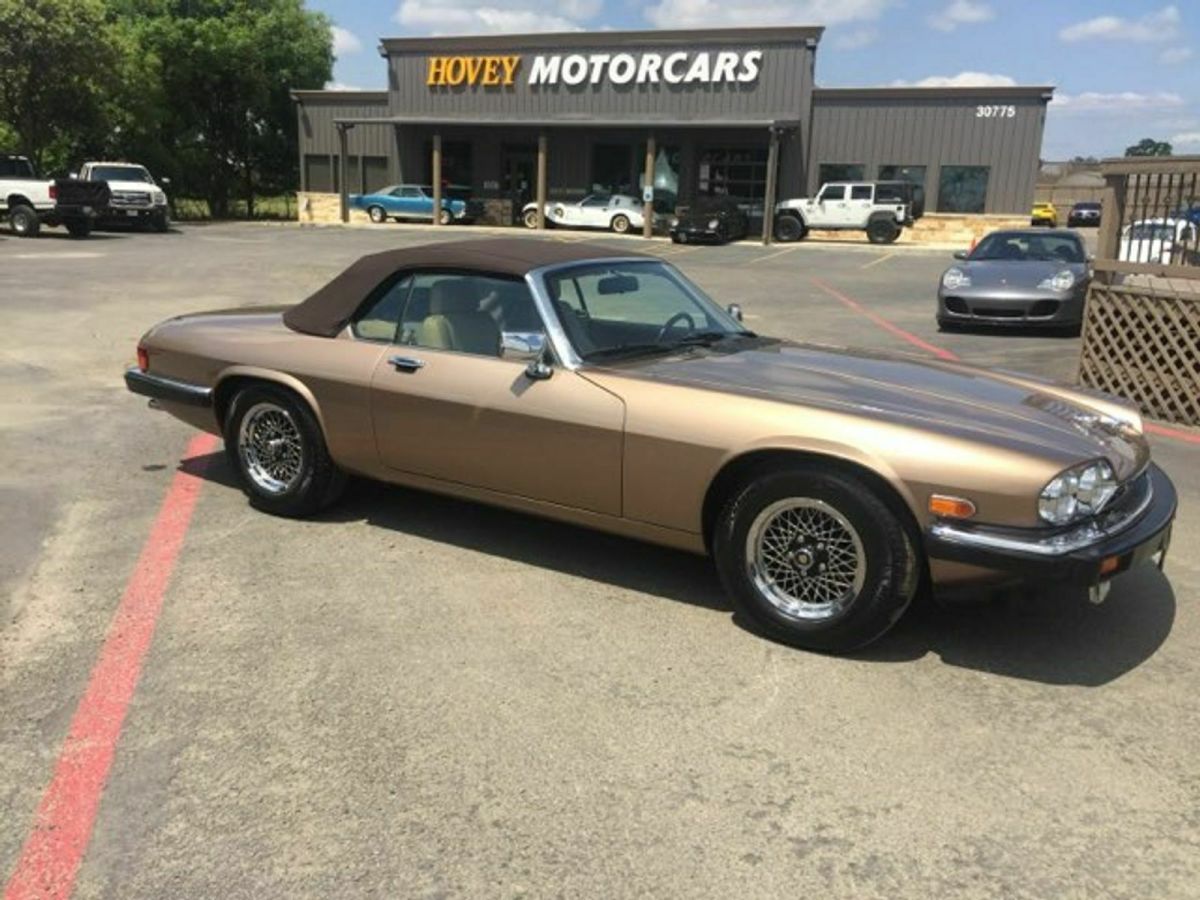 1990 Jaguar XJ V12 - photo 11