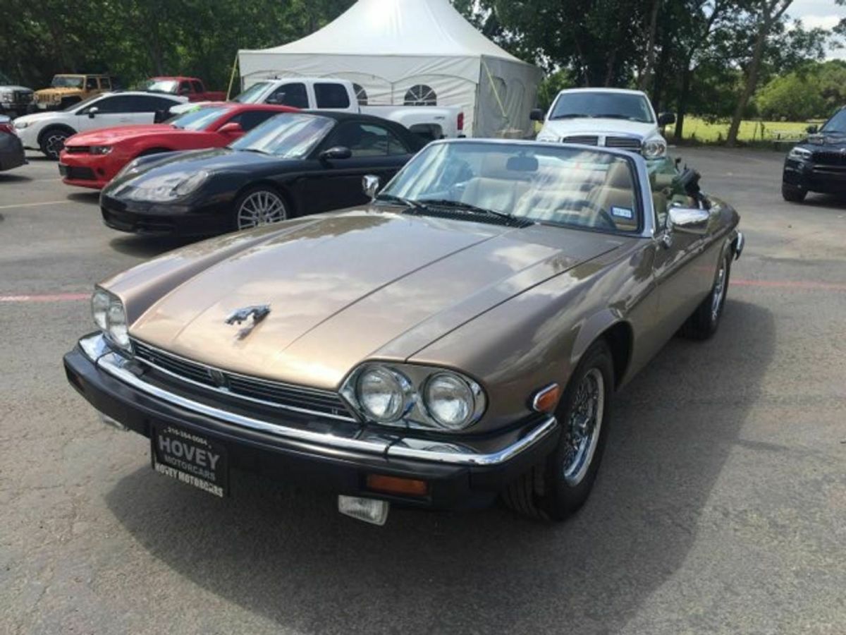 1990 Jaguar XJ V12 - photo 5