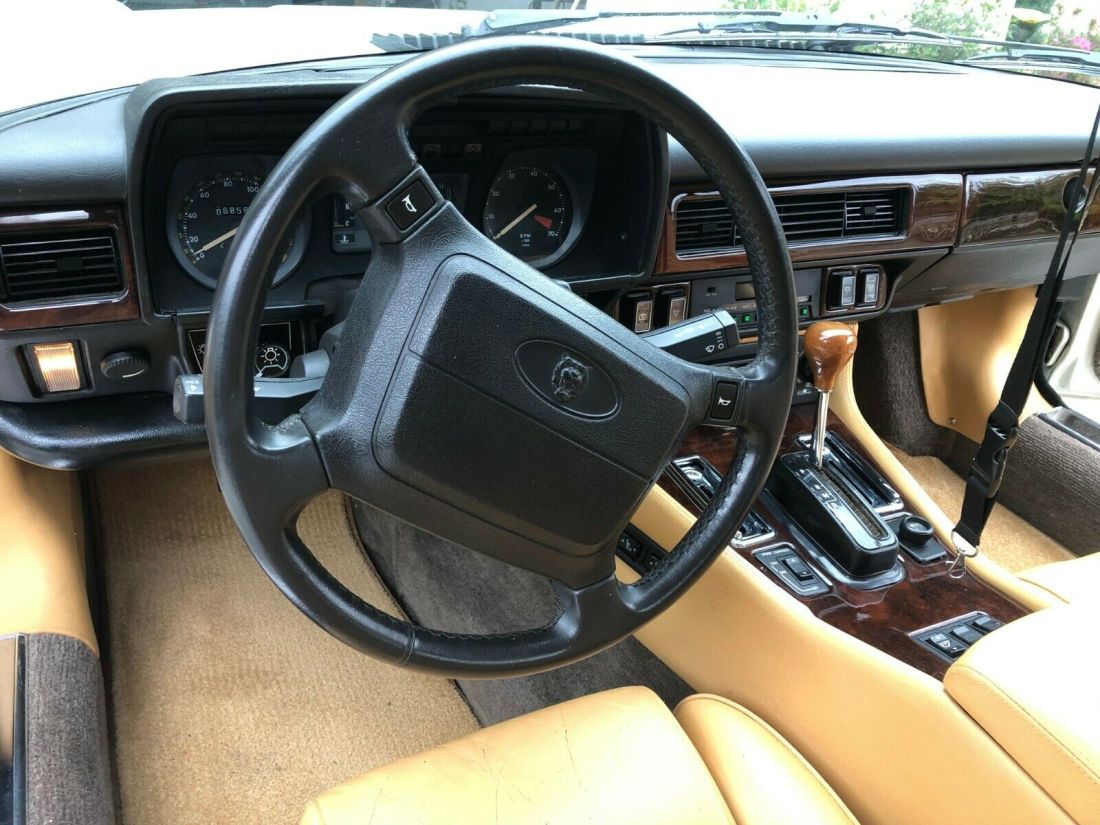 1991 Jaguar V12 CLASSIC COLLECTION - photo 5
