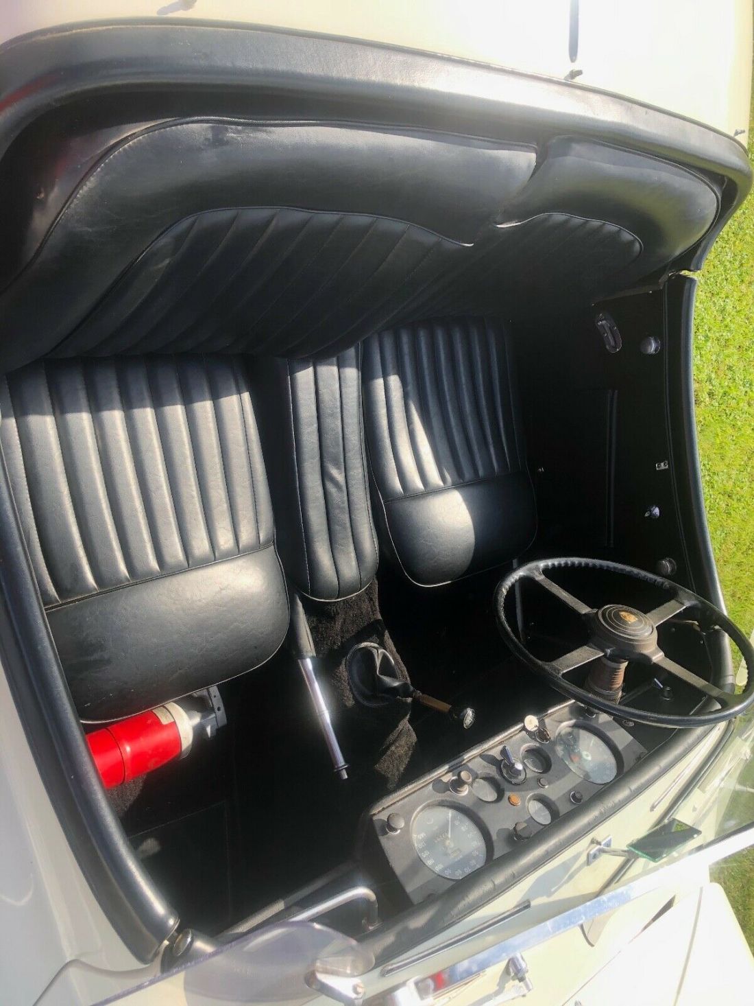 1955 Jaguar XK 140 Roadster - photo 9