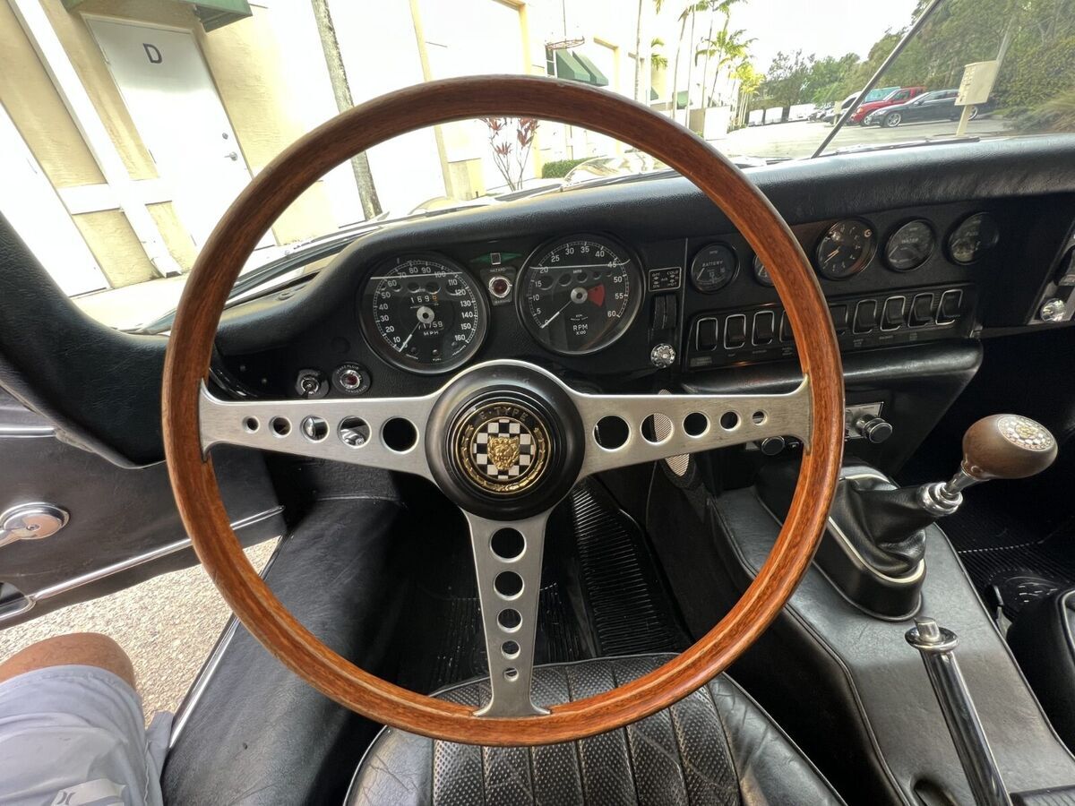 1969 Jaguar XK - photo 6