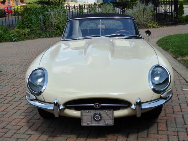 Jaguar, XKE, E-type Open Two Seater OTS 1963 Jaguar E-Type standard