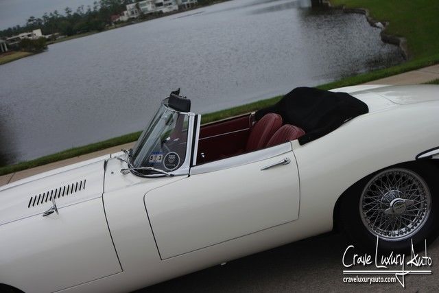 1966 Jaguar E-Type - photo 3