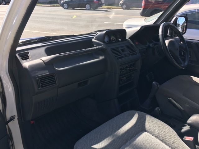 1991 Mitsubishi Montero Pajero 4WD Super Select - photo 9