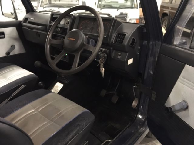 1990 Suzuki Samurai Jimny Full Option 4WD at No Reserve Auction - photo 10