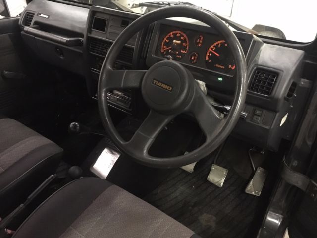 1991 Suzuki Samurai Jimny Full Option 4WD at No Reserve Auction - photo 12