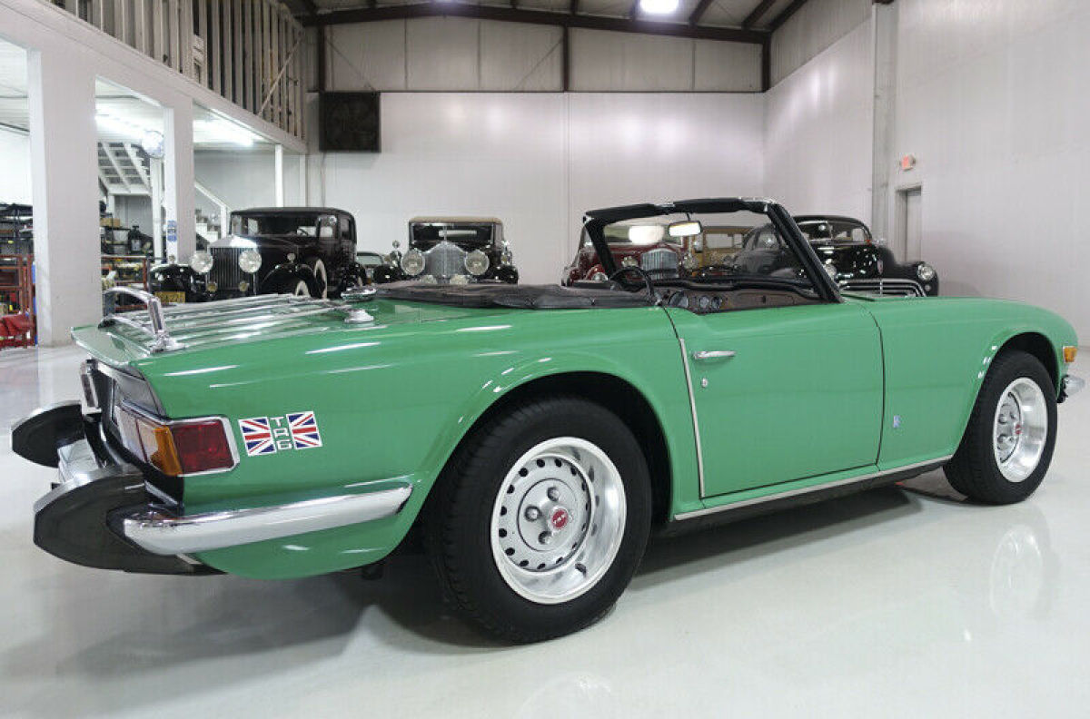 1975 Triumph TR-6 Roadster - photo 4