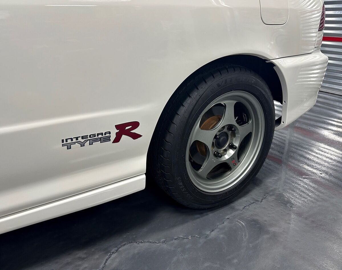 1900 Acura Integra - photo 10