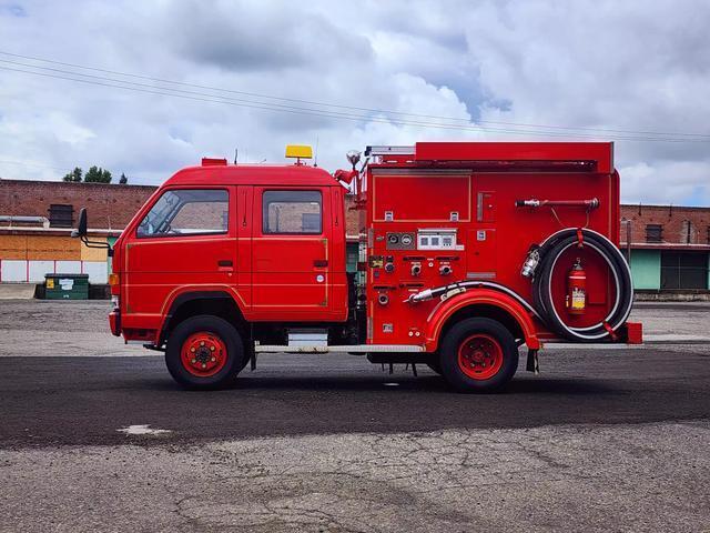 1992 Isuzu Elf Fire Truck - photo 8