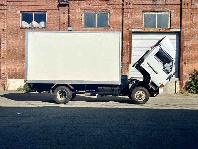 1994 Nissan Atlas 200 Box Truck - photo 11