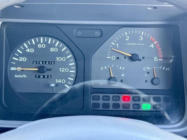1994 Nissan Atlas 200 Box Truck - photo 13