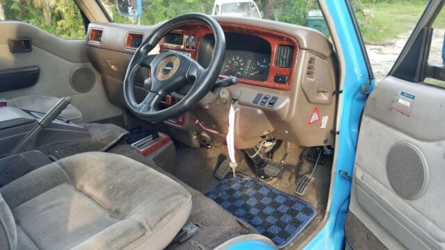 1992 Nissan Caravan / Homy 4x4 Hi Top Camper Diesel JDM RHD - photo 9