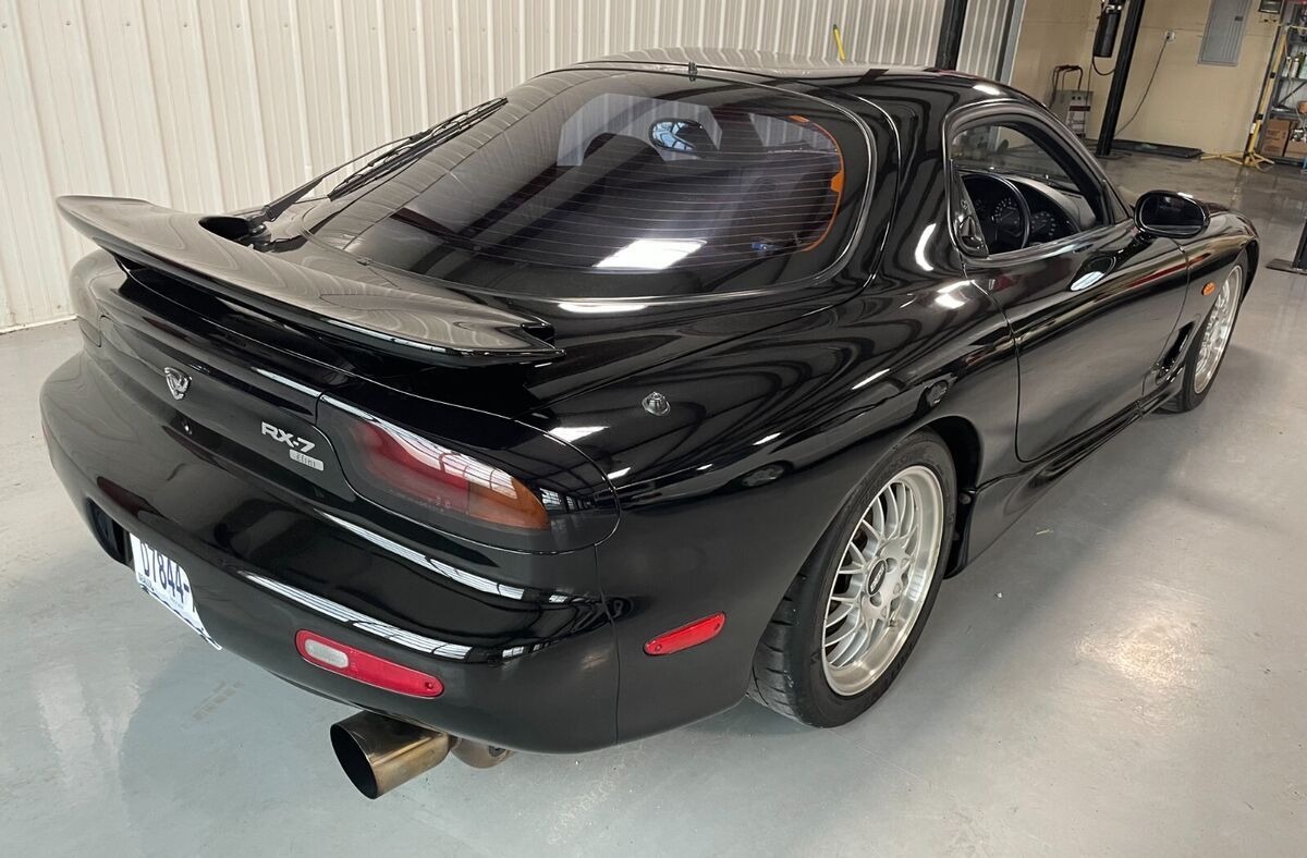 1900 Mazda RX-7 - photo 8