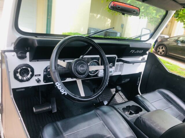 1984 Jeep CJ - photo 6