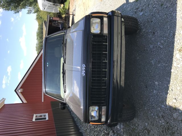 1994 Jeep Cherokee SE - photo 2