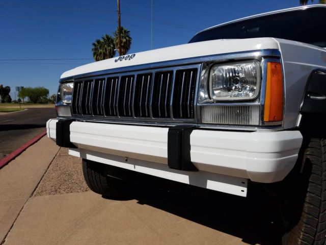 1991 Jeep Cherokee Laredo 4X4 - photo 4