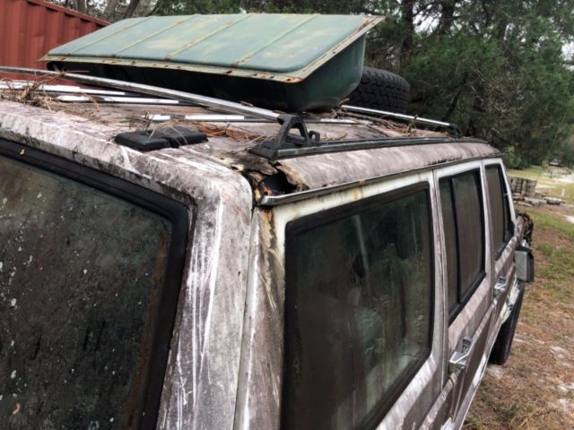 1990 Jeep Cherokee Laredo 4-Door 2WD - photo 6