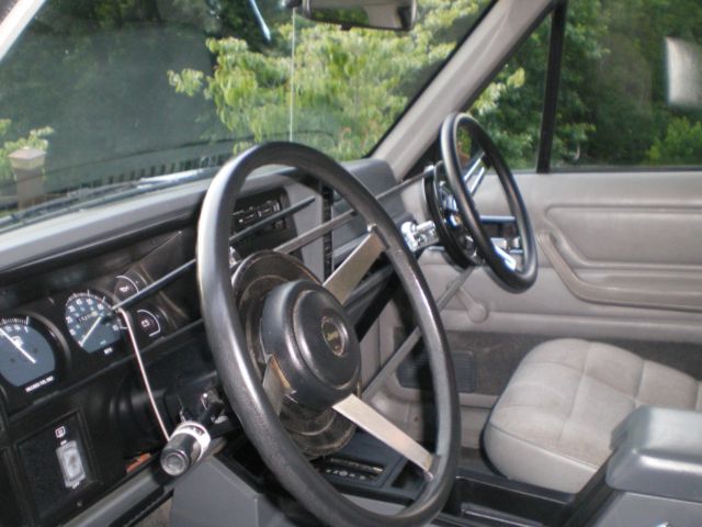1991 Jeep Cherokee RIGHT HAND DRIVE - photo 13