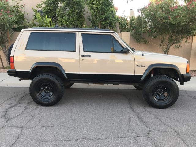 1993 Jeep Cherokee CHEROKEE SPORT 2 DOOR - photo 3