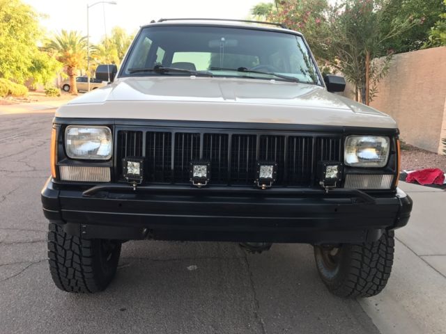 1993 Jeep Cherokee CHEROKEE SPORT 2 DOOR - photo 6
