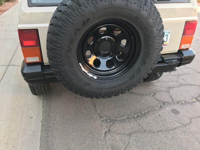 1993 Jeep Cherokee CHEROKEE SPORT 2 DOOR - photo 7