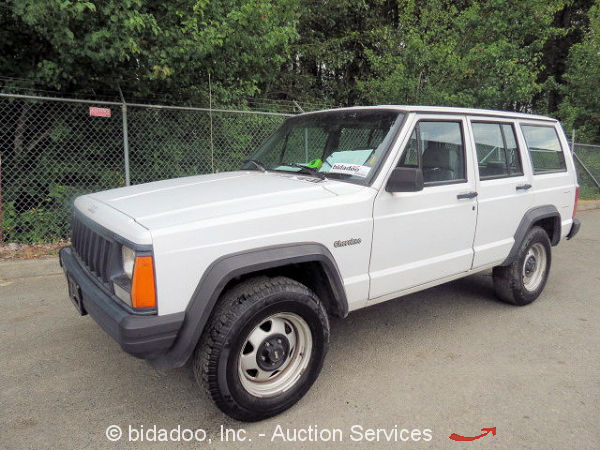 Jeep Cherokee Sport Utility 4-Door SUV 4.0L I6 Engine Automatic A/C Low Mile 73K 1994 Jeep Cherokee