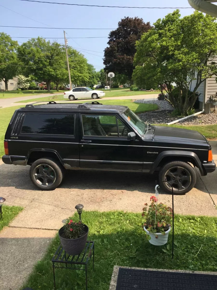 Jeep Cherokee Xj 2 Door Stick shift 1992 Jeep Cherokee