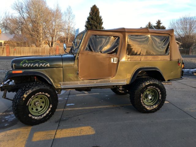 Jeep CJ-8 Scrambler green lifted soft top back seat automatic 4.2L fuel injected 1982 Jeep CJ Hard and soft top