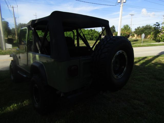 1981 Jeep CJ - photo 3