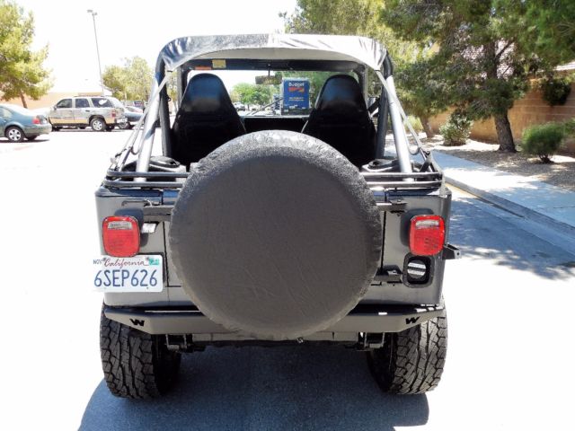 1986 Jeep CJ RESTORED SHOW & GO READY - photo 9
