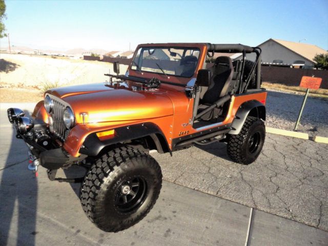JEEP CJ7 - ICE COLD A/C.- CHEVY V8 POWER - 5 SPEED - 4 DISC BRAKES - SEE VIDEO 1977 Jeep CJ CHEVY V8 with A/C "HIGH OPTION BUILD"