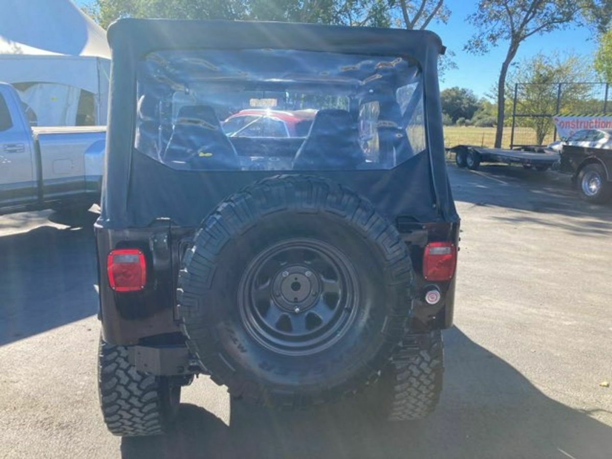 1976 Jeep CJ 304 V8 - photo 9