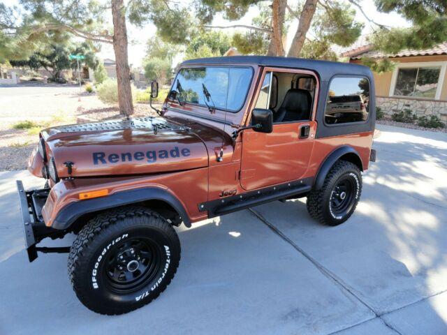 1985 Jeep CJ JEEP CJ7 WITH A/C - FUEL INJECTION - 5 SPEED - photo 2