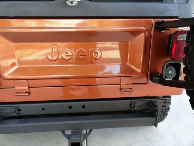1985 Jeep CJ JEEP CJ7 WITH A/C - FUEL INJECTION - 5 SPEED - photo 7
