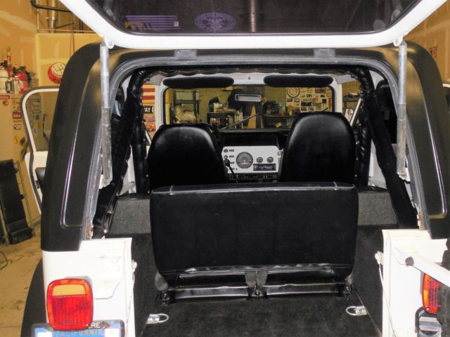 1983 Jeep CJ CJ7 - FACTORY AIR - FUEL INJECTION - photo 10