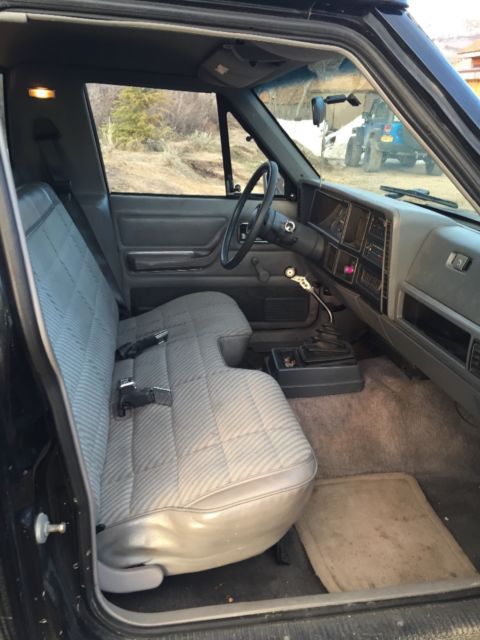 1990 Jeep Comanche - photo 4