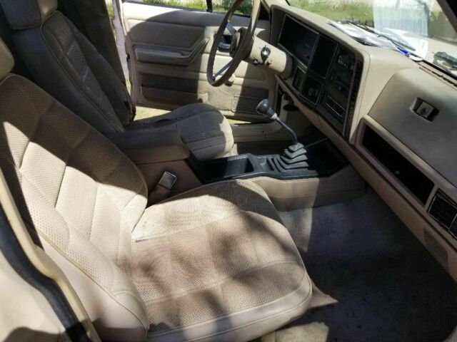 1989 Jeep Comanche Pioneer - photo 12