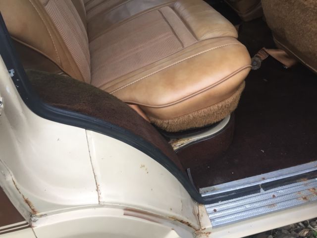 1975 Jeep Wagoneer Wagoneer - photo 10