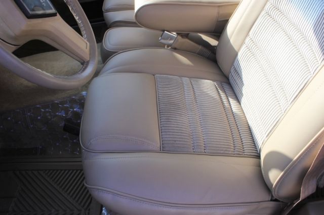 1990 Jeep Wagoneer - photo 8