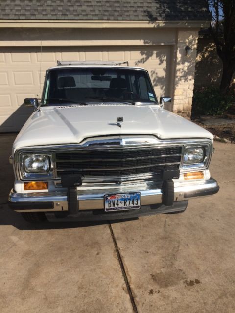 1990 Jeep Wagoneer - photo 2