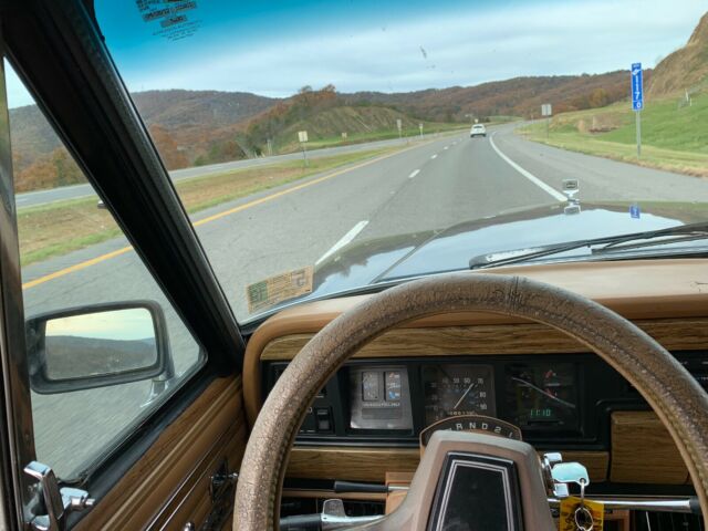1986 Jeep Wagoneer - photo 11