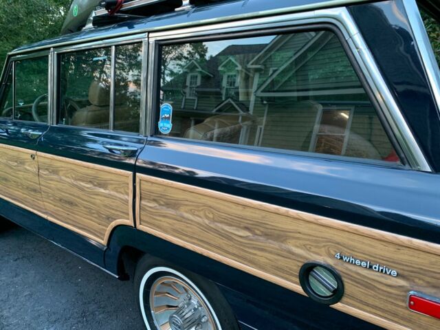 1986 Jeep Wagoneer - photo 9