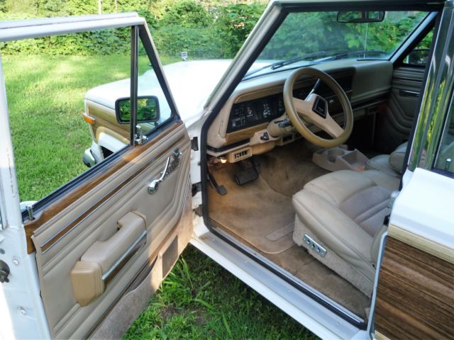 1991 Jeep Wagoneer - photo 12