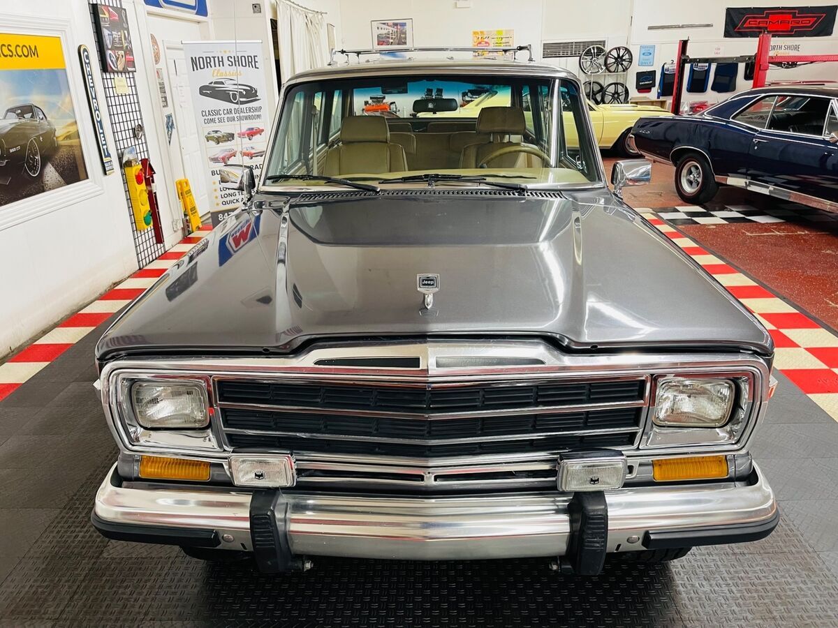 1987 Jeep Wagoneer - 4X4 - RESTORED CONDITION -SEE VIDEO - photo 5