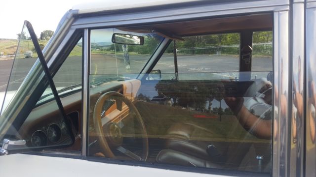 1984 Jeep Wagoneer Limited - photo 11