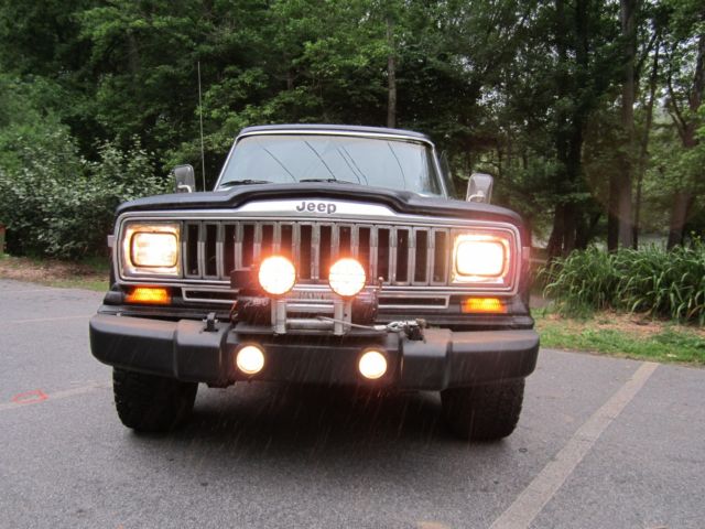 1983 Jeep J 10 4x4 - photo 4