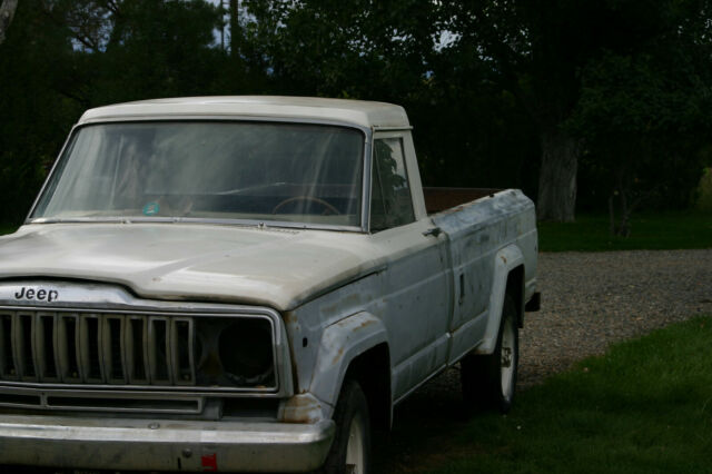 1981 Jeep J20 Base - photo 2